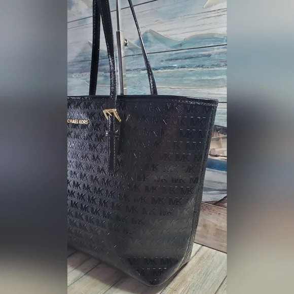 Michael Kors MK Signature Embossed Jet Set Carryall Tote Bag Black EUC - Picture 2 of 14